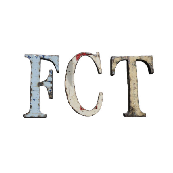 LOT001 – Vintage Metal Letters&nbsp;H.28