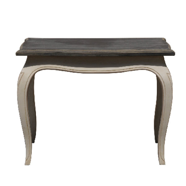 PT110 – Romantic Side Table&nbsp;Mahogany