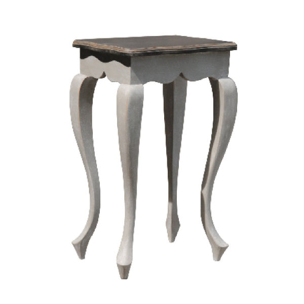 PT98.3 – Romantic Side Table&nbsp;Mahogany